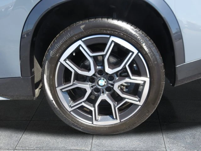 2026 BMW U11/U12 X1 - Image 11 of 20