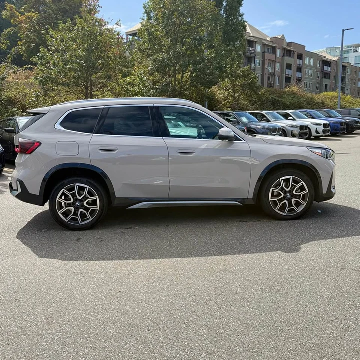 2026 BMW U11/U12 X1 - Image 2 of 8