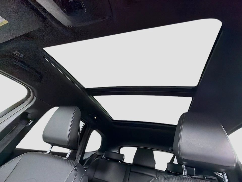 2026 BMW U11/U12 X1 - Image 16 of 21