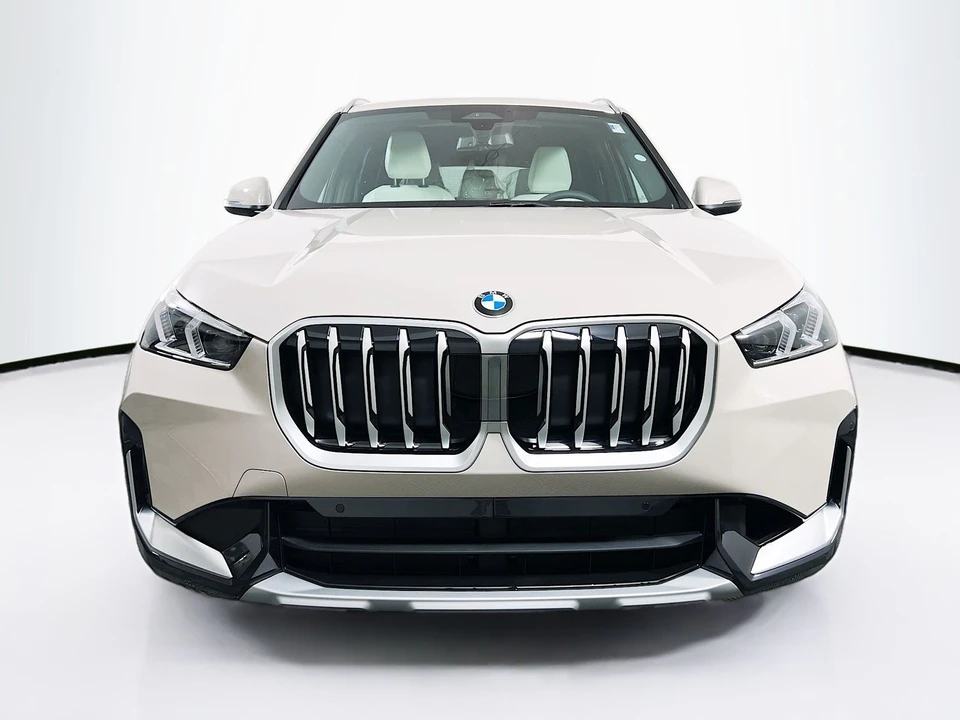 2026 BMW U11/U12 X1 - Image 2 of 21
