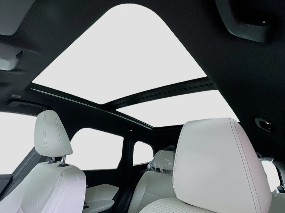 2026 BMW U11/U12 X1 - Image 16 of 21