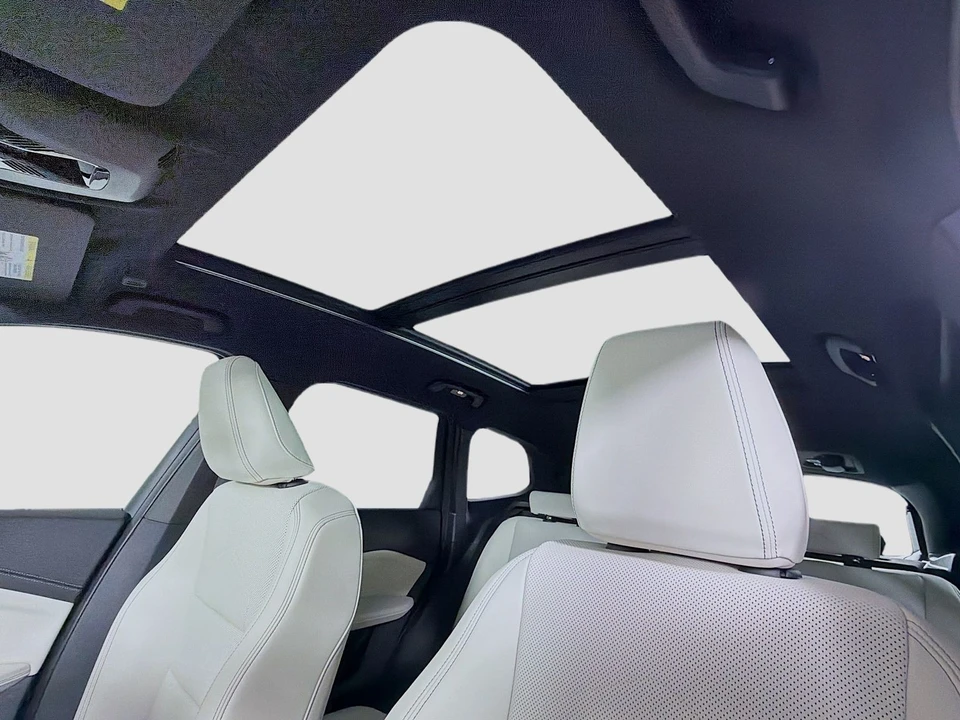 2026 BMW U11/U12 X1 - Image 16 of 21