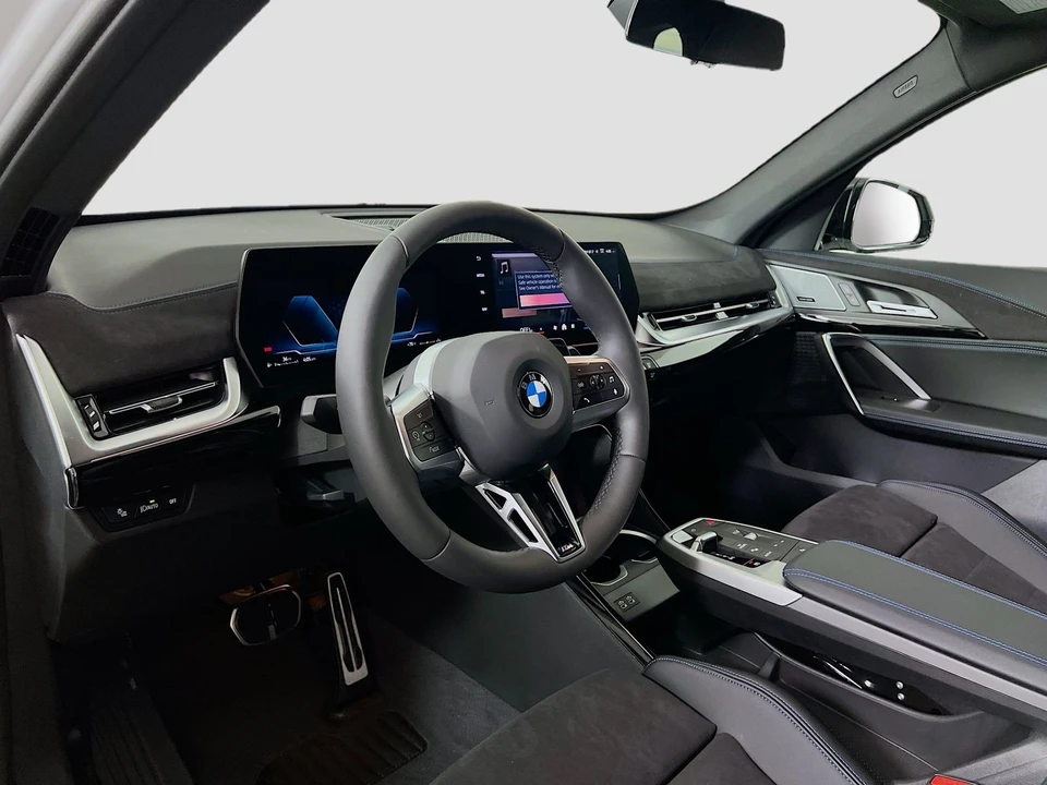 2026 BMW U11/U12 X1 - Image 11 of 21