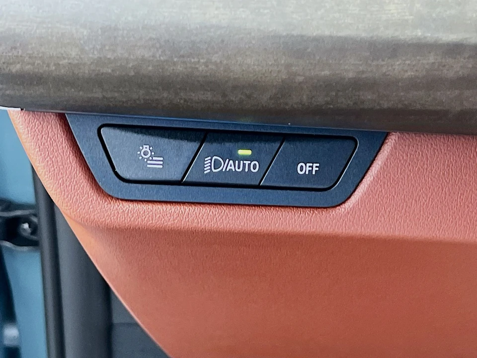 2026 BMW U11/U12 X1 - Image 12 of 21