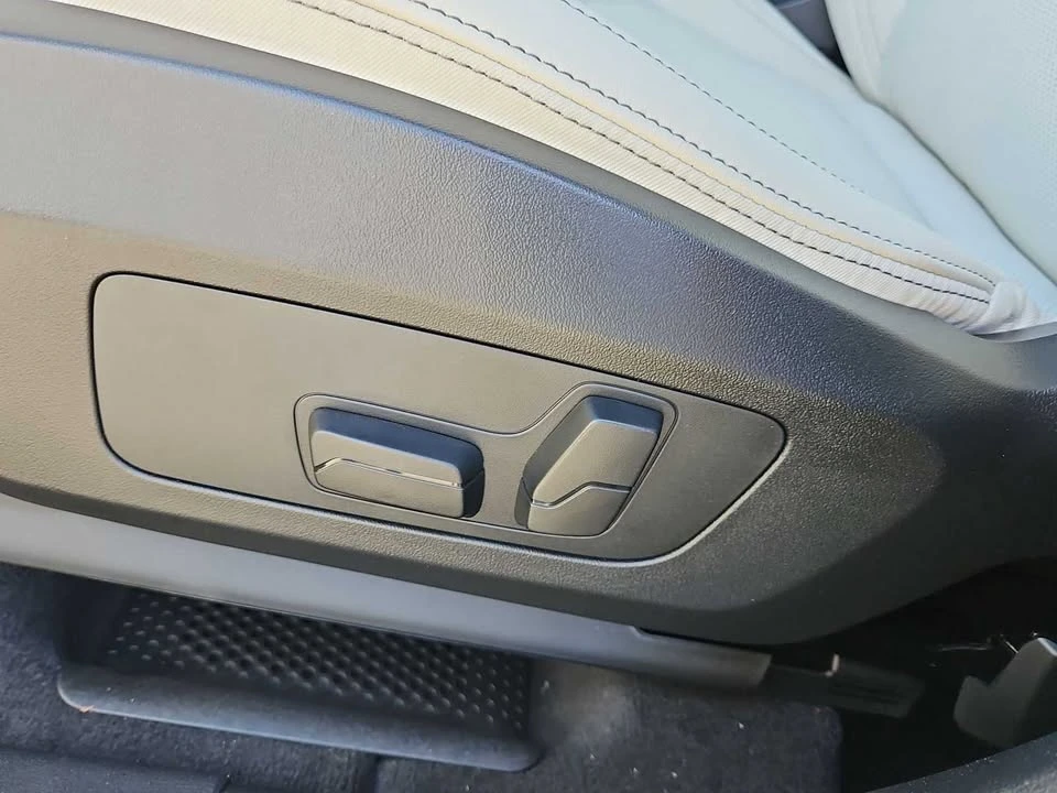 2026 BMW U11/U12 X1 - Image 17 of 20