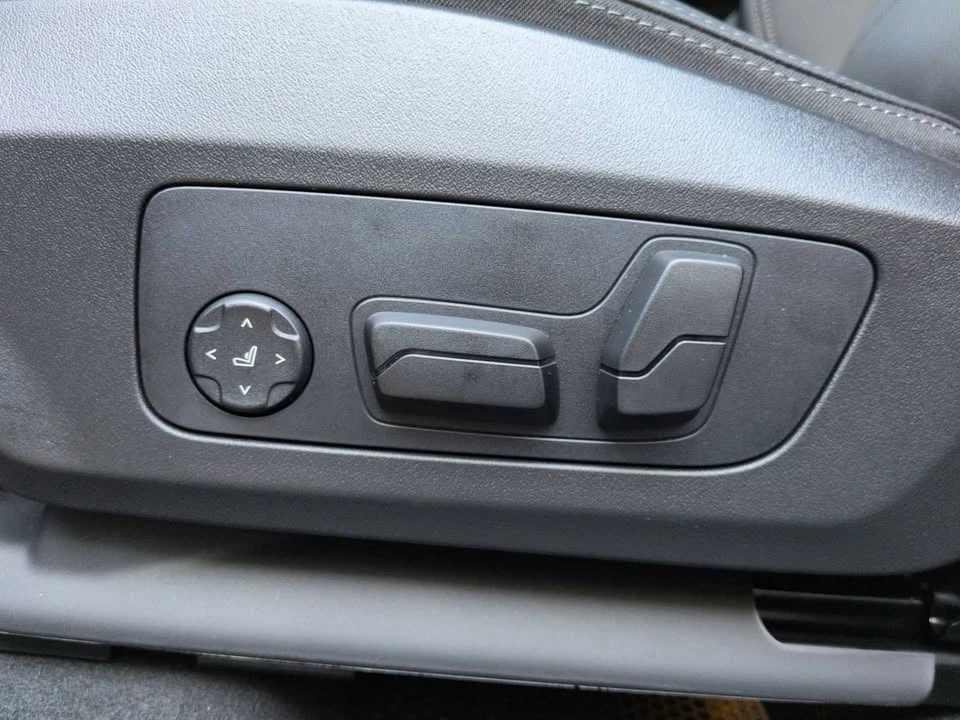 2026 BMW U11/U12 X1 - Image 18 of 20