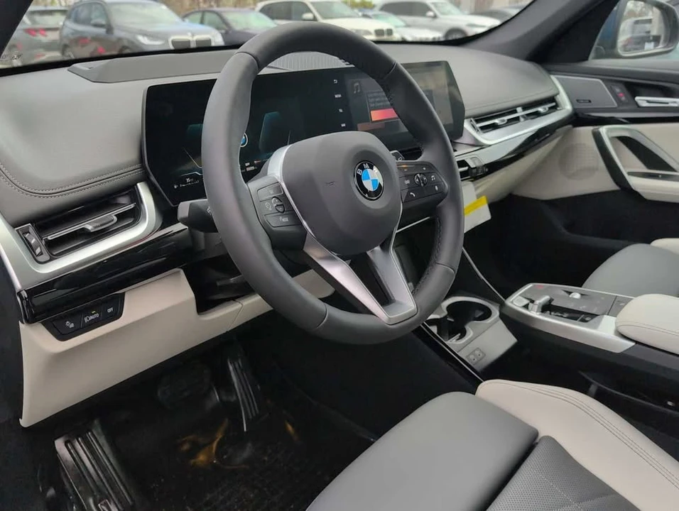 2026 BMW U11/U12 X1 - Image 10 of 20