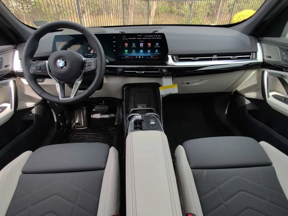 2026 BMW U11/U12 X1 - Image 15 of 20