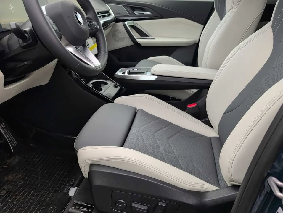 2026 BMW U11/U12 X1 - Image 16 of 20
