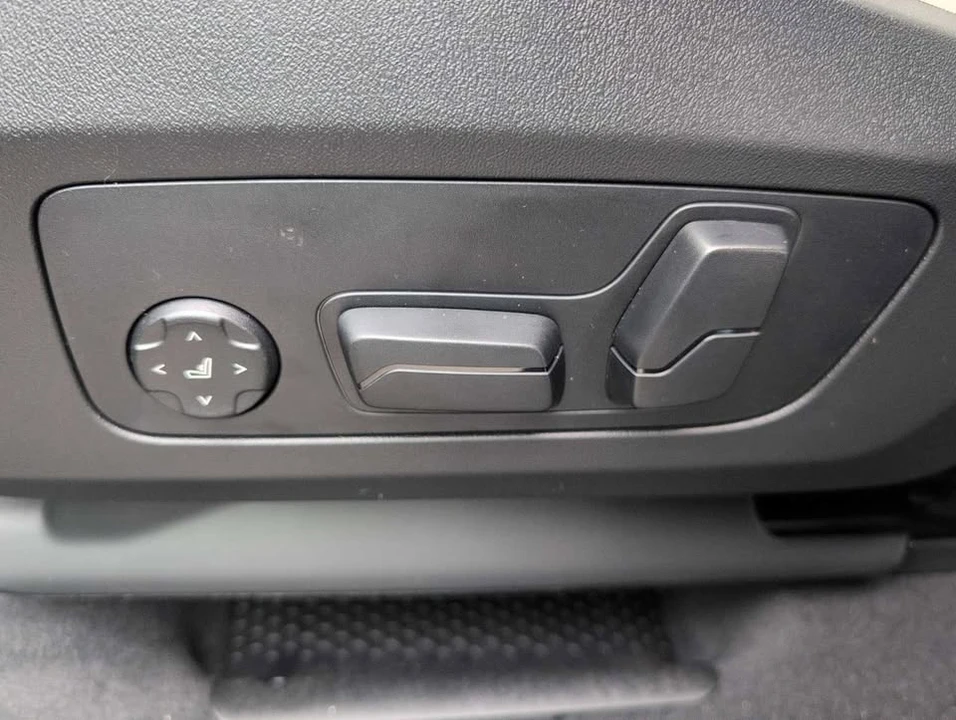 2026 BMW U11/U12 X1 - Image 17 of 20