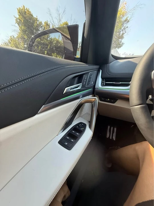 2026 BMW U11/U12 X1 - Image 12 of 13