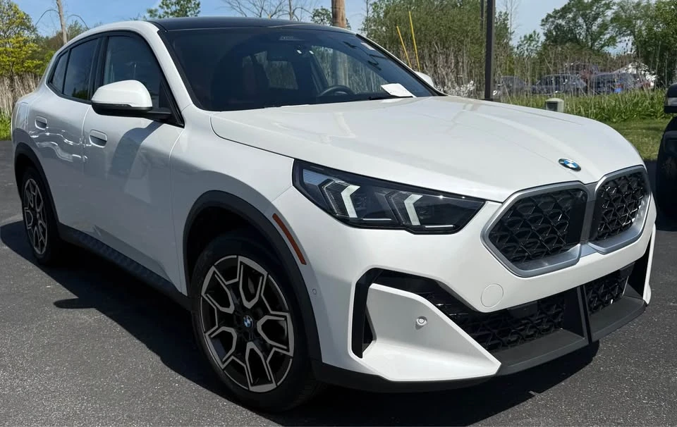 2026 BMW U10 X2 - Image 2 of 21