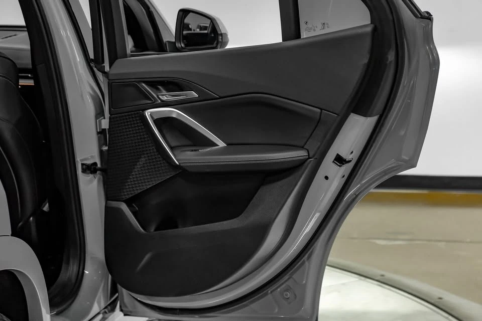 2026 BMW U10 X2 - Image 2 of 16