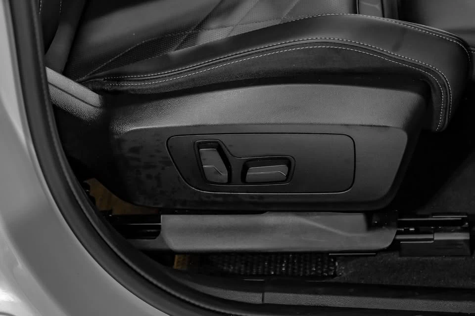 2026 BMW U10 X2 - Image 9 of 16