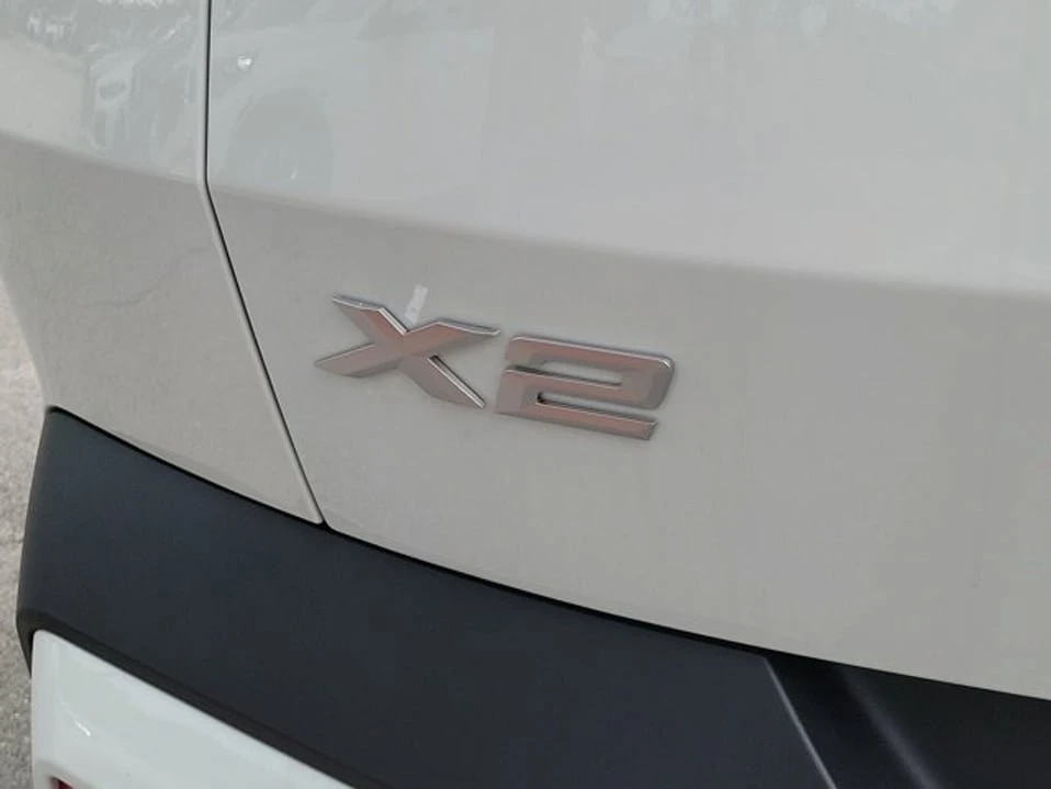2026 BMW U10 X2 - Image 2 of 10