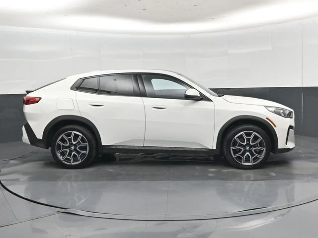 2026 BMW U10 X2 - Image 2 of 20