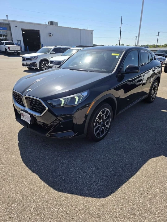 2026 BMW U10 X2 - Image 2 of 16