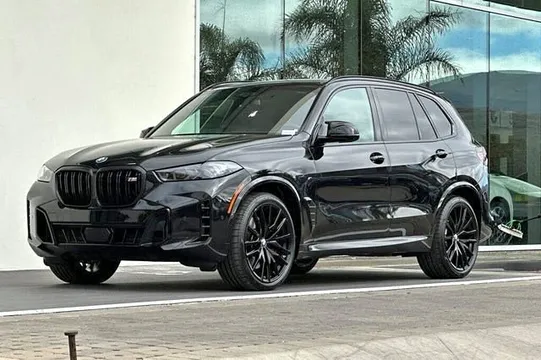 2026 BMW X5 M60i xDrive