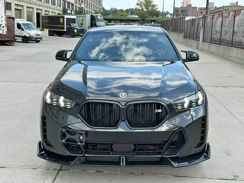 2026 BMW X6 M60i Sport Utility 4D