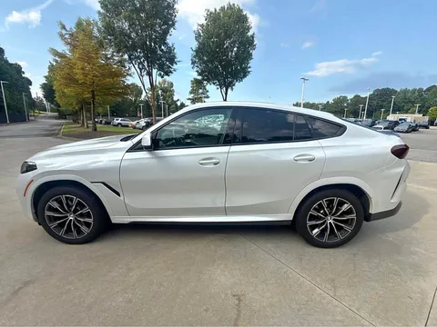 2026 BMW X6 xDrive40i Sport Utility 4D