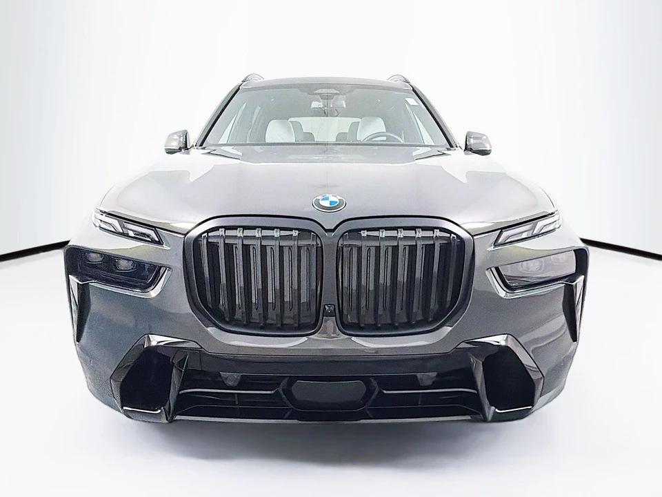 2026 BMW G07 X7 - Image 2 of 31