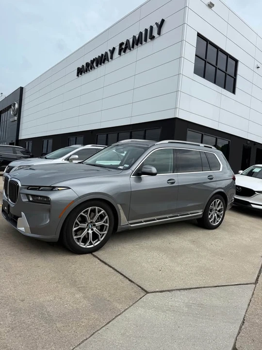 2026 BMW G07 X7 - Image 2 of 11