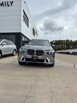 2026 BMW X7 xDrive40i Sport Utility 4D