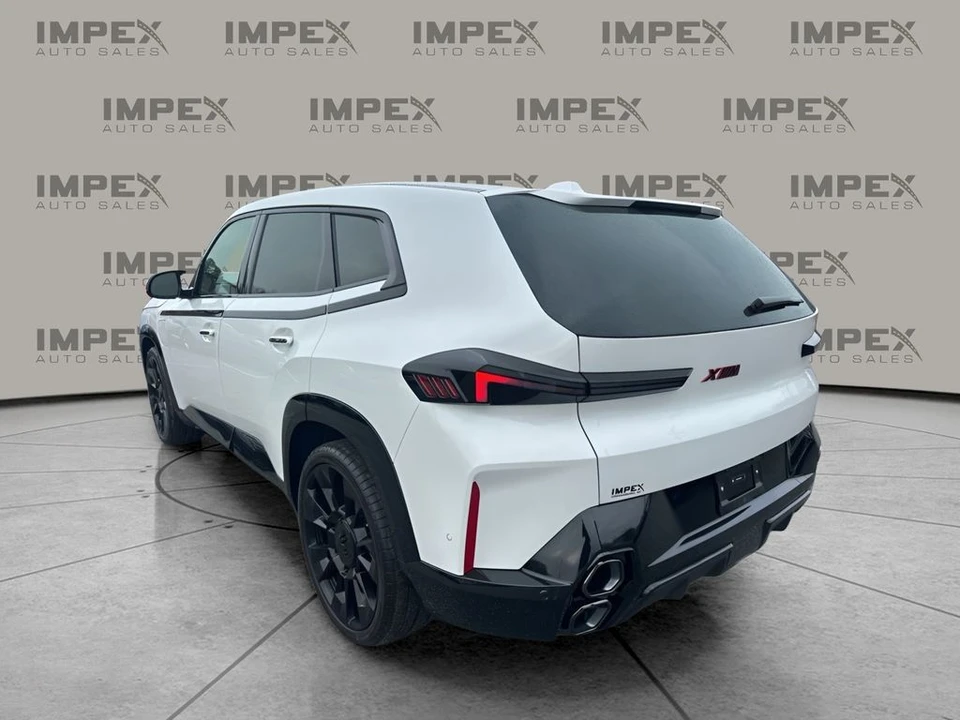 2026 BMW XM - Image 3 of 12