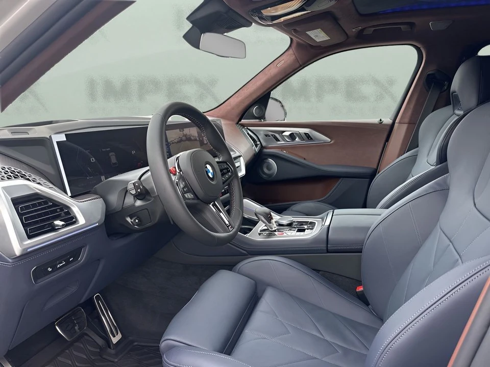 2026 BMW XM - Image 9 of 12