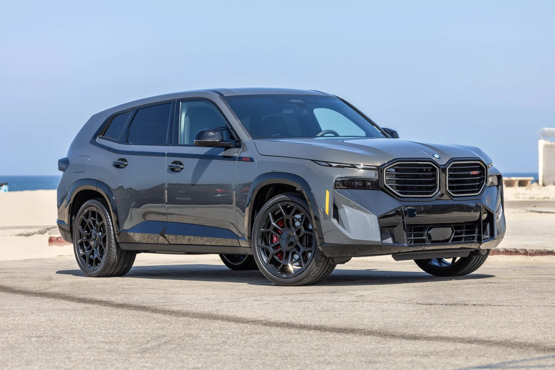 2026 BMW XM - Image 11 of 31
