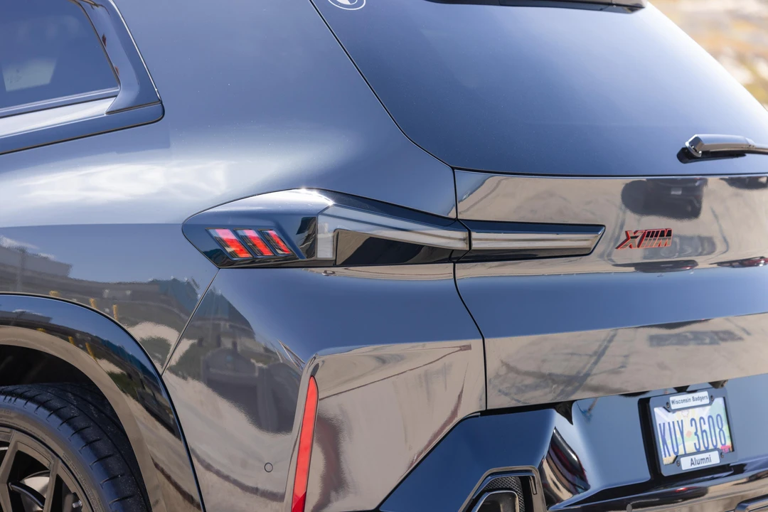 2026 BMW XM - Image 23 of 31