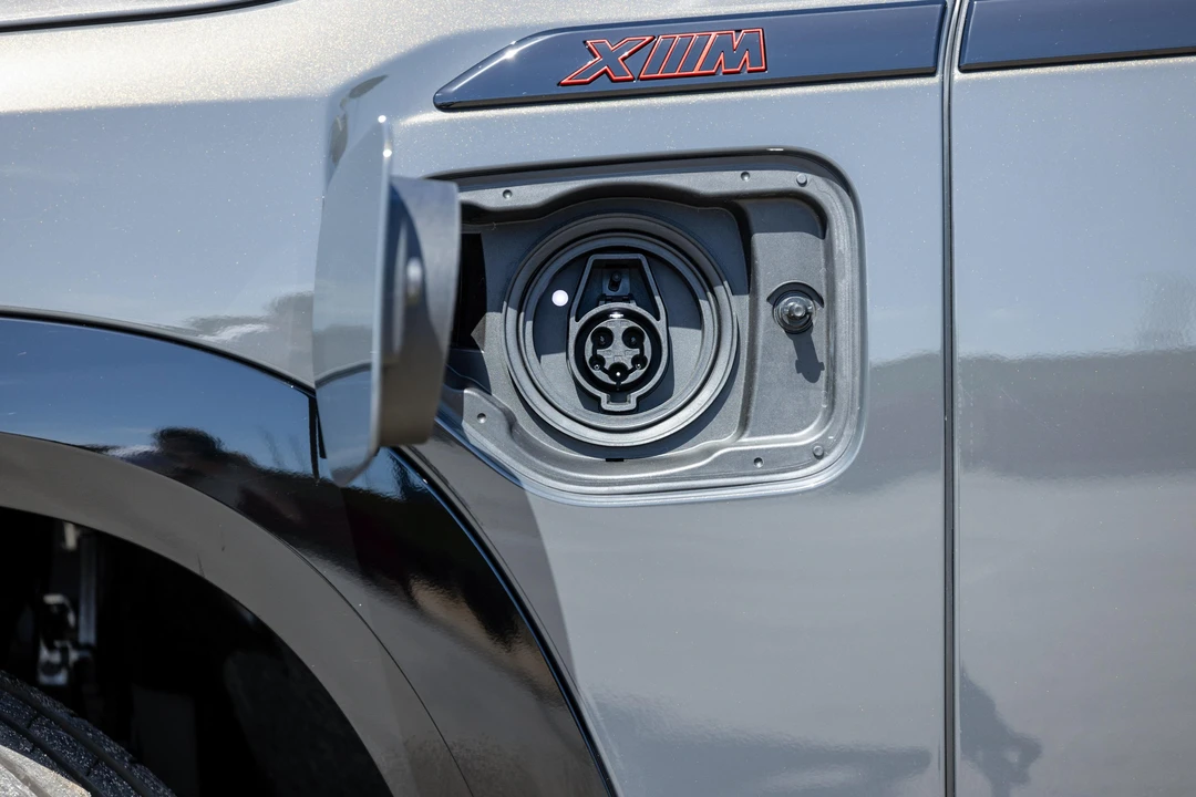 2026 BMW XM - Image 21 of 31
