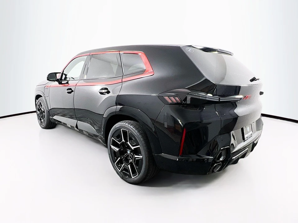 2026 BMW XM - Image 6 of 21