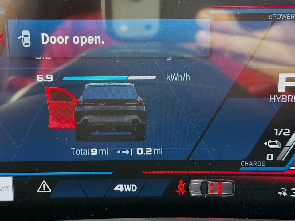 2026 BMW XM - Image 15 of 21