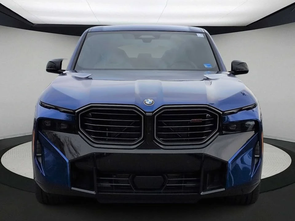 2026 BMW XM - Image 3 of 20