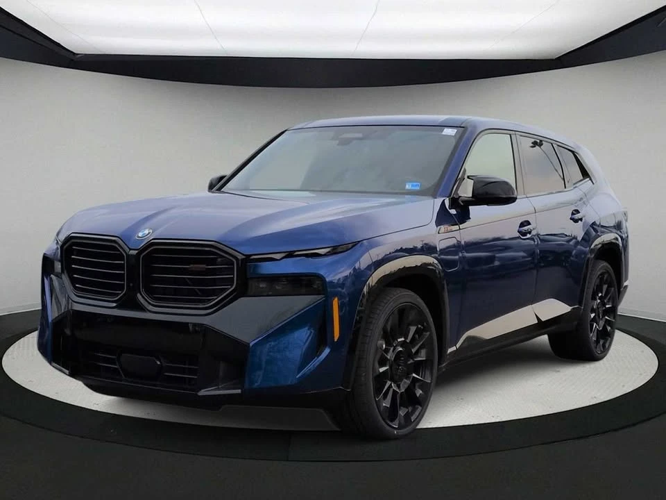 2026 BMW XM - Image 4 of 20