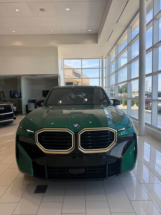 2026 BMW XM - Image 3 of 12