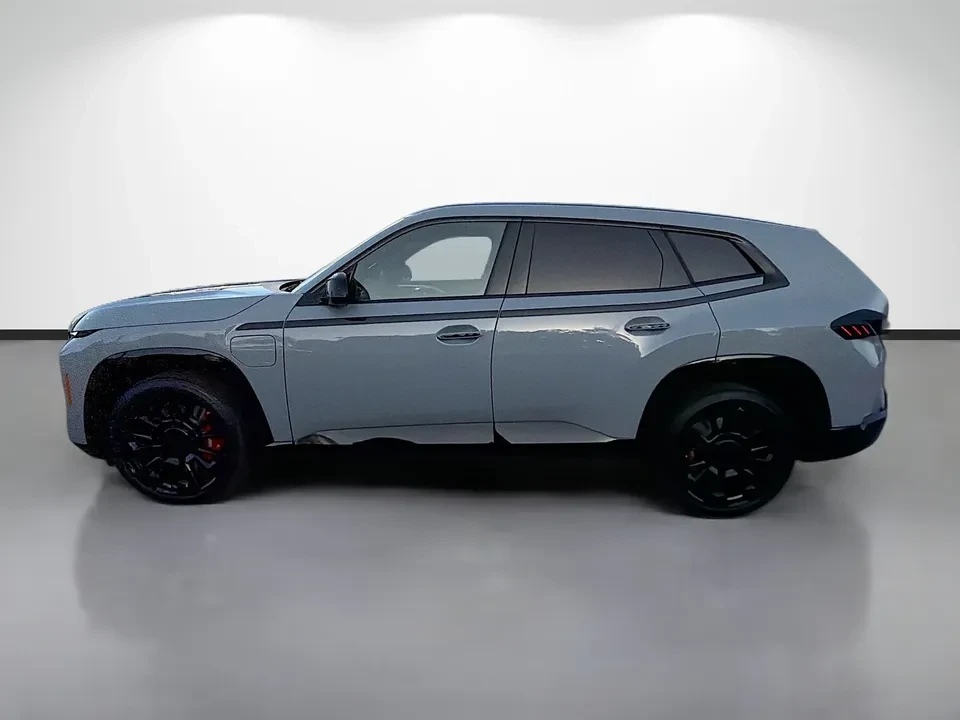 2026 BMW XM - Image 6 of 20