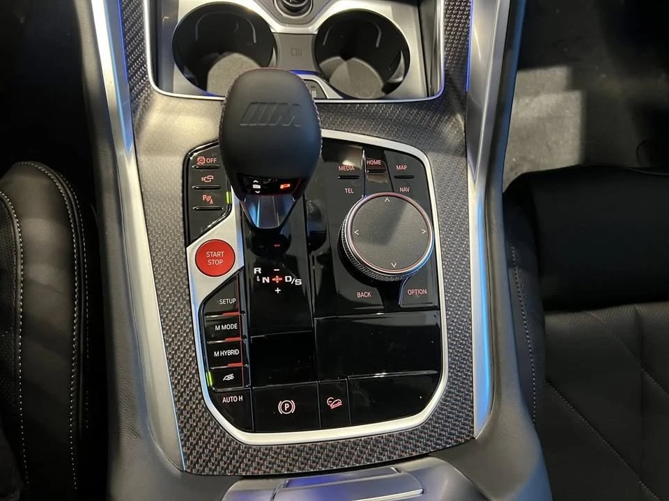 2026 BMW XM - Image 18 of 20