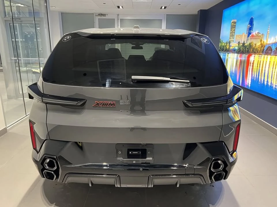 2026 BMW XM - Image 6 of 20