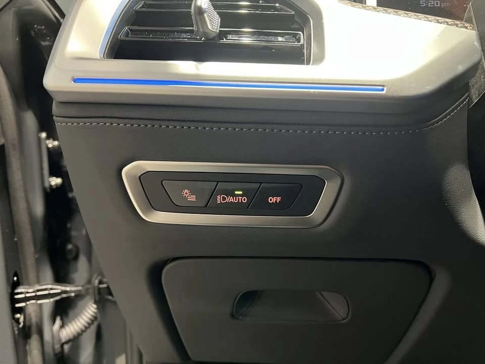 2026 BMW XM - Image 10 of 20