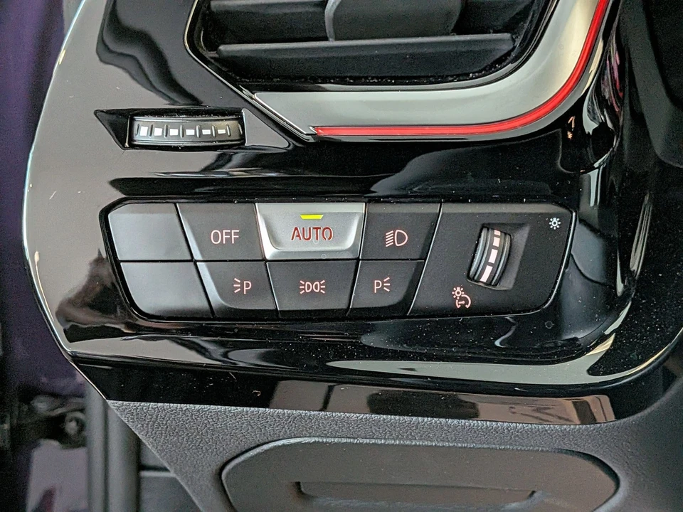 2026 BMW G29 Z4 M40i Roadster - Image 17 of 25