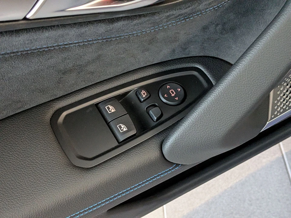 2026 BMW G29 Z4 M40i Roadster - Image 12 of 25