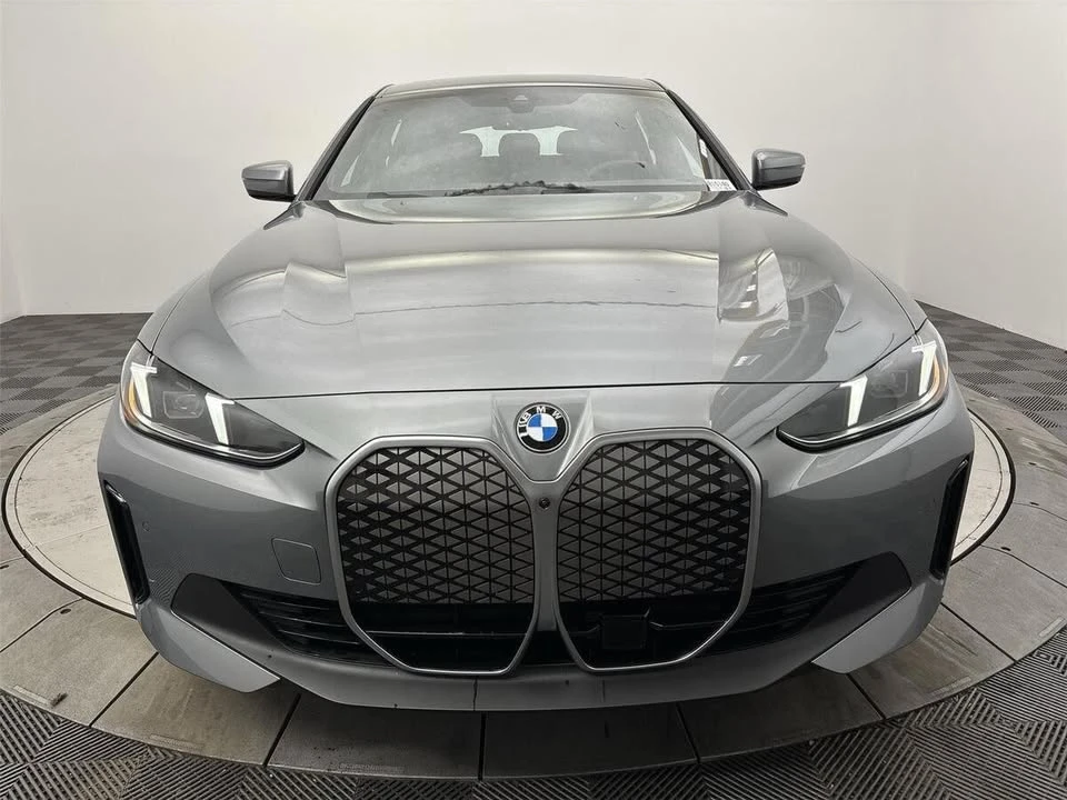 2026 BMW G26 i4 - Image 14 of 20