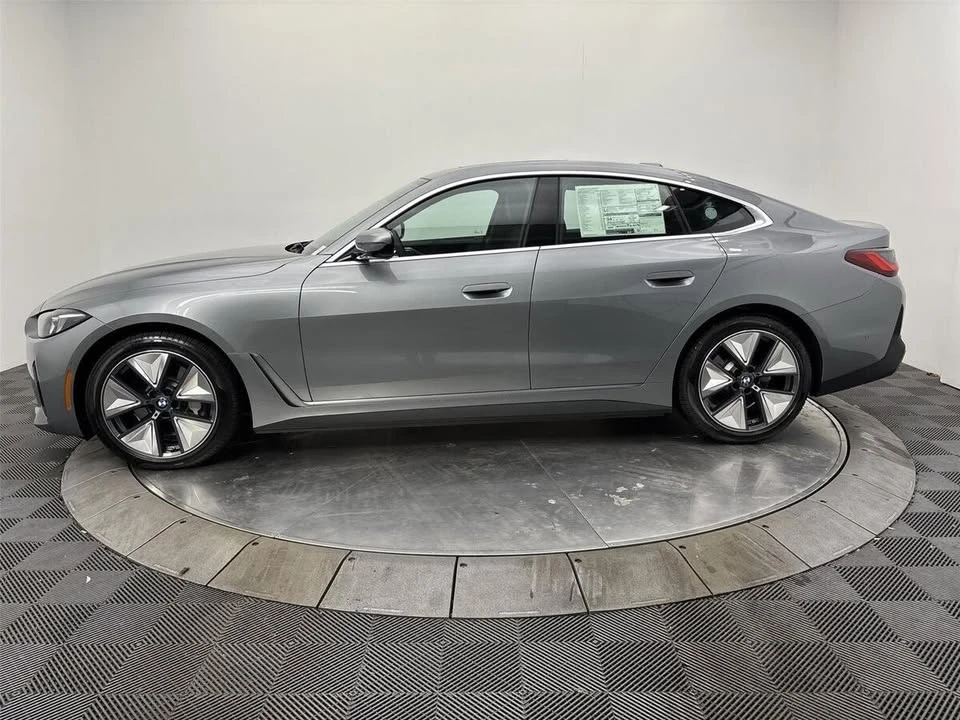 2026 BMW G26 i4 - Image 16 of 20