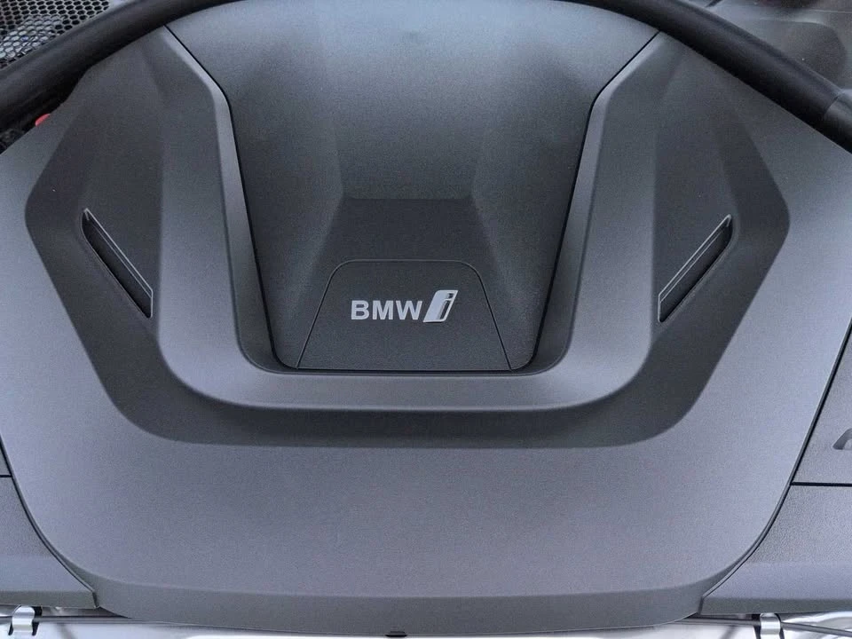 2026 BMW G26 i4 - Image 16 of 20