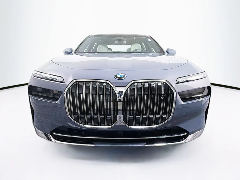 2026 BMW G70 7 Series - Image 2 of 21