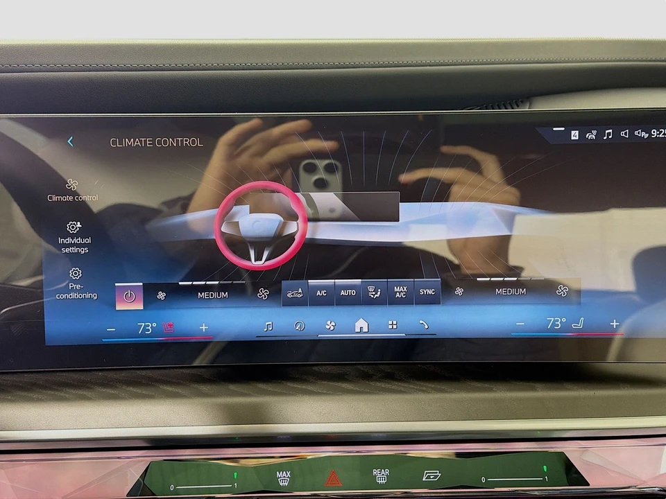 2026 BMW G70 7 Series - Image 20 of 21