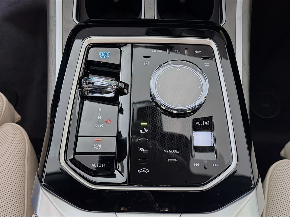 2026 BMW G70 7 Series - Image 21 of 21