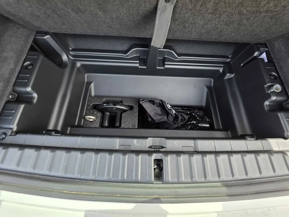 2026 BMW I20 iX - Image 9 of 20